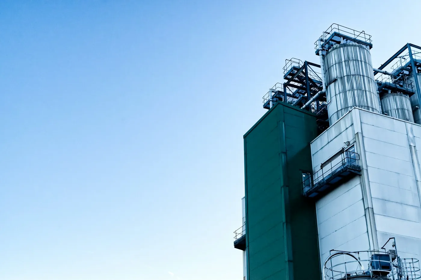 Industrial process equipment for air and gas treatment
